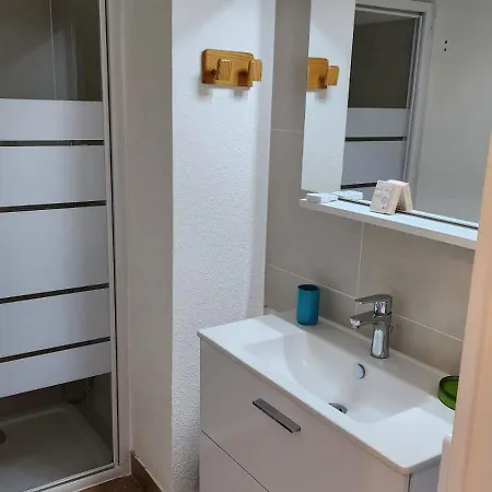 T1 Bis A 50 M De La Apartment